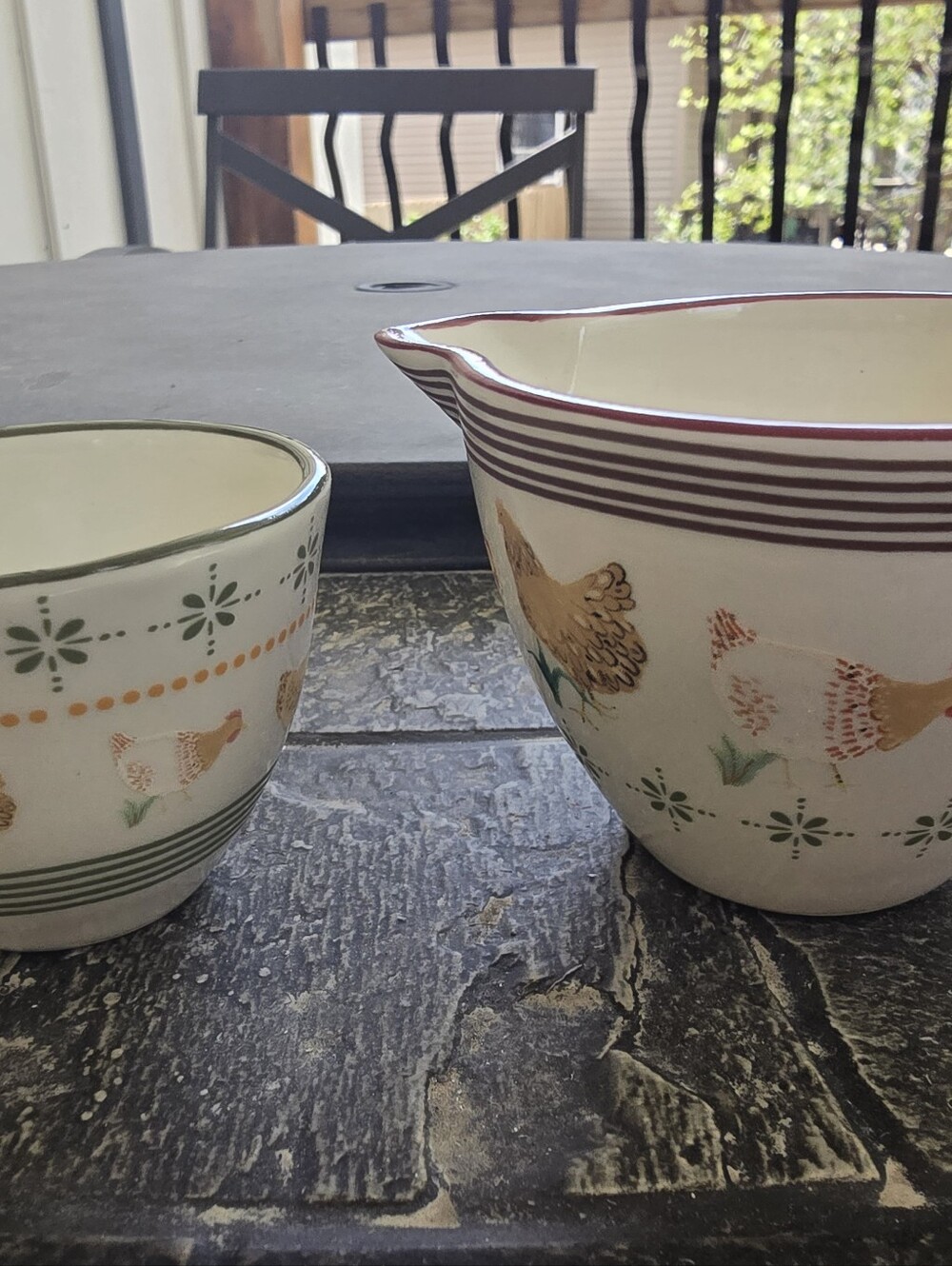 Cream Ceramic Nesting Measuring Cups with Green Floral Motif - Picture 4 of 7